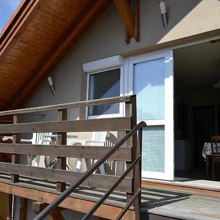 Lívia Apartman